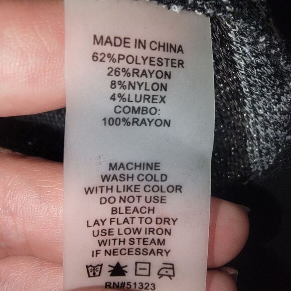 Two by Vince Camuto chiffon hem layered look top Large - Picture 7 of 7